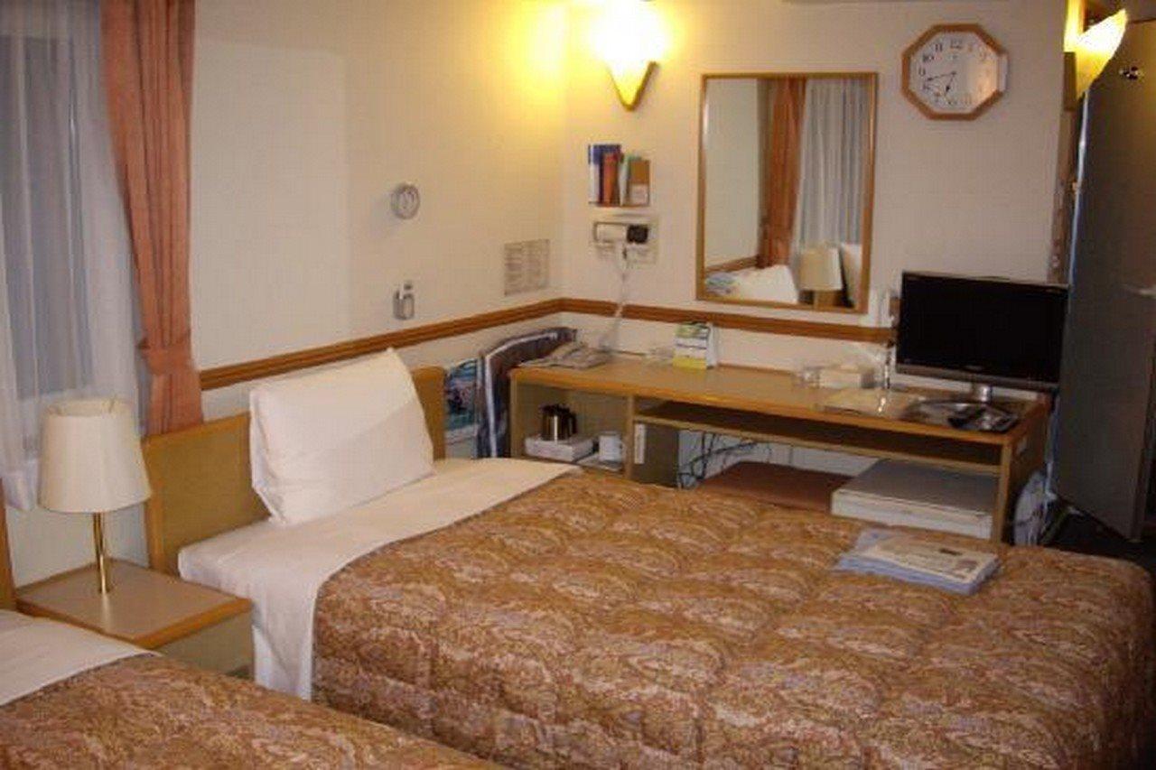 Toyoko Inn Okayama-Eki Nishiguchi Hiroba Bagian luar foto